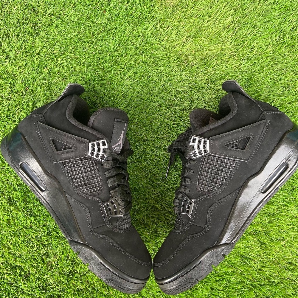 Jordan 4 ‘Black cat’ size 8M authentic worn lightly fast shipping🚀
